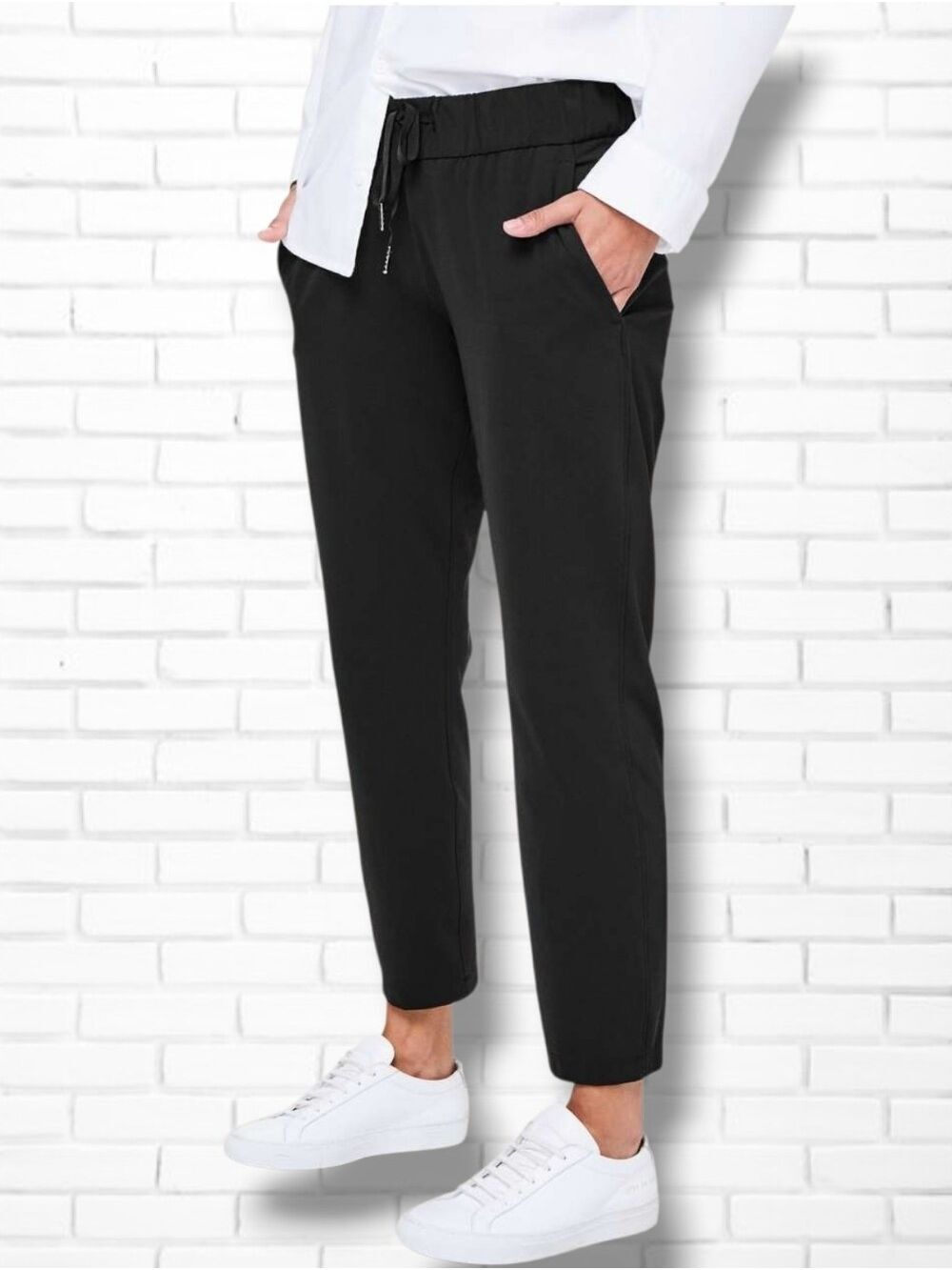 Lululemon Black On The Fly Pant 28" Length Size 4
